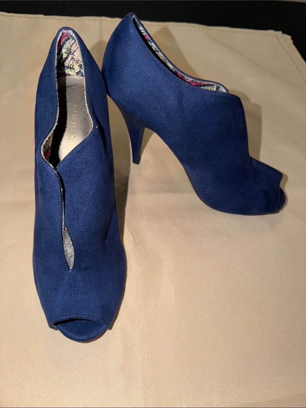 Christian Siriano Navy Suede Peep-Toe Bootie Heels Size 10